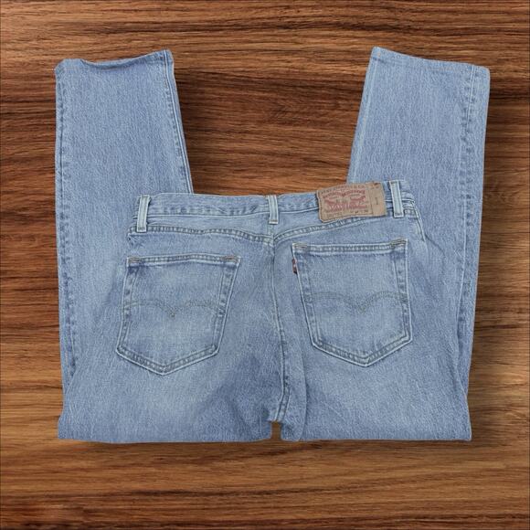 Levi's 501 93 Jeans Thrashed Repaired W32 L30 Men's Light Wash Denim Button Fly - Picture 3 of 10